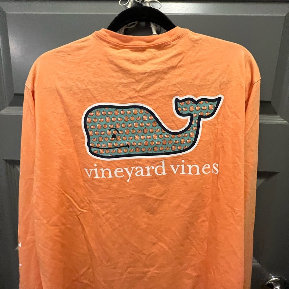 Vineyard Vines pumpkin orange long sleeve Size XL